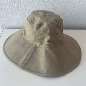 Jenni Kayne cotton canvas sun hat in khaki